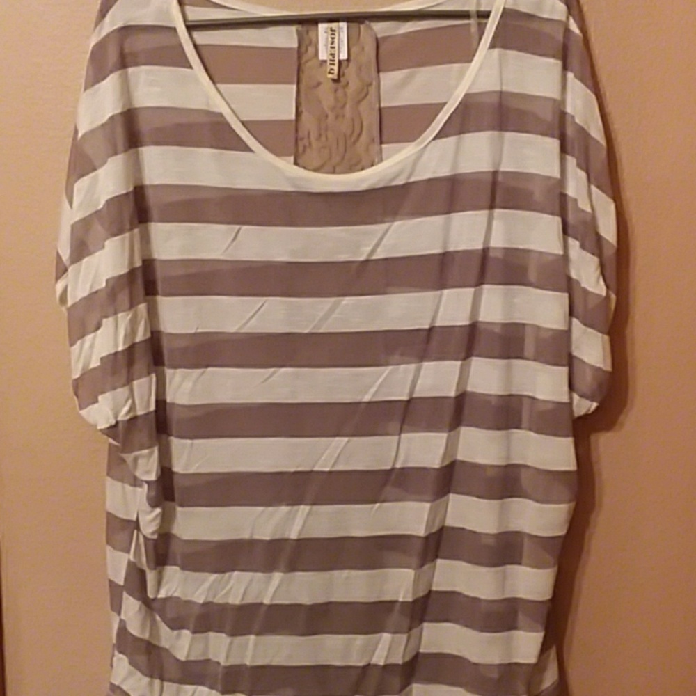 Tan/white blouse
